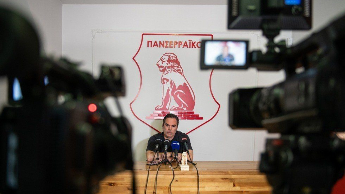 Πανσερραϊκός: «Δεν είμαστε στο και 5 αλλά στο... και 45 για το γήπεδο»