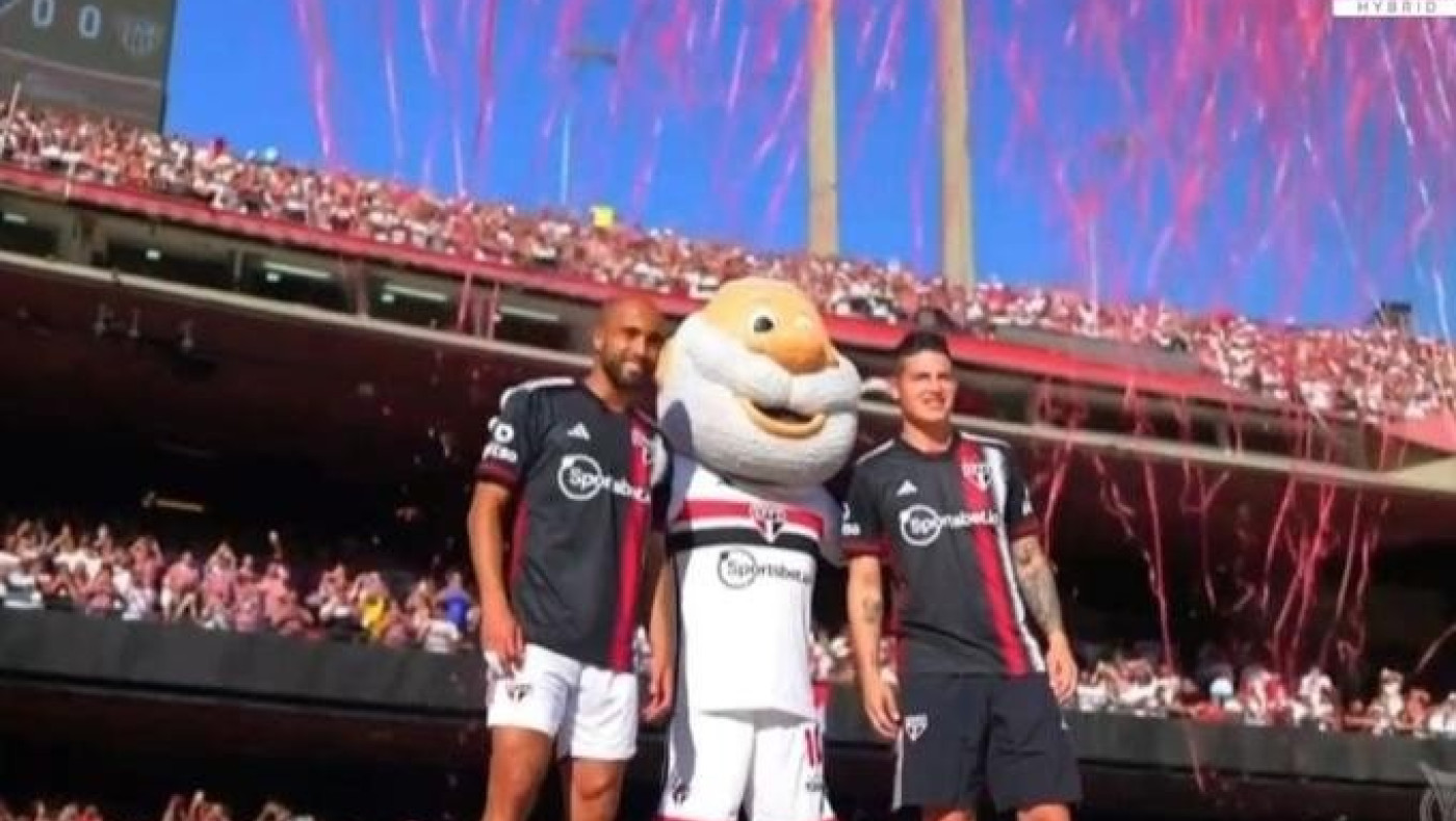 Τρέλα στην παρουσίαση Χάμες Ροντρίγκεζ και Λουκας Μόουρα στη Σάο Πάολο (vid)