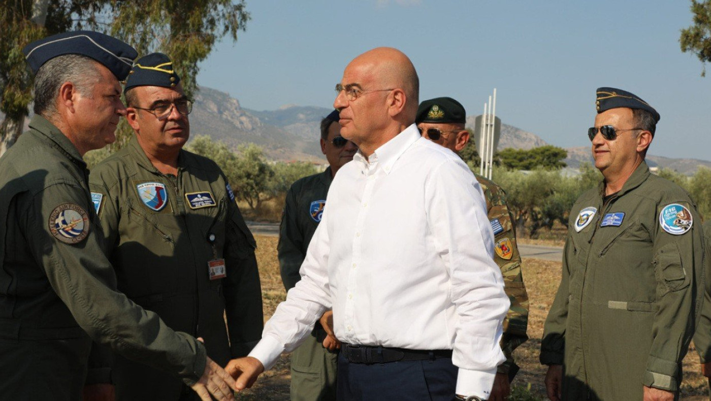 Ένοπλες Δυνάμεις: Έρχονται μεταθέσεις-Τι σχεδιάζει ο Νίκος Δένδιας