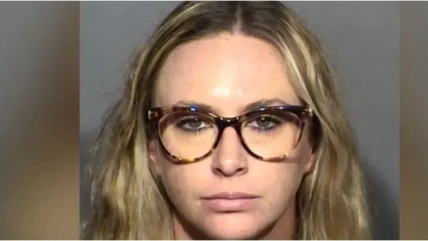 Λας Βέγκας: Διευθύντρια σχολείου κατηγορείται ότι είχε σχέση με μαθητή