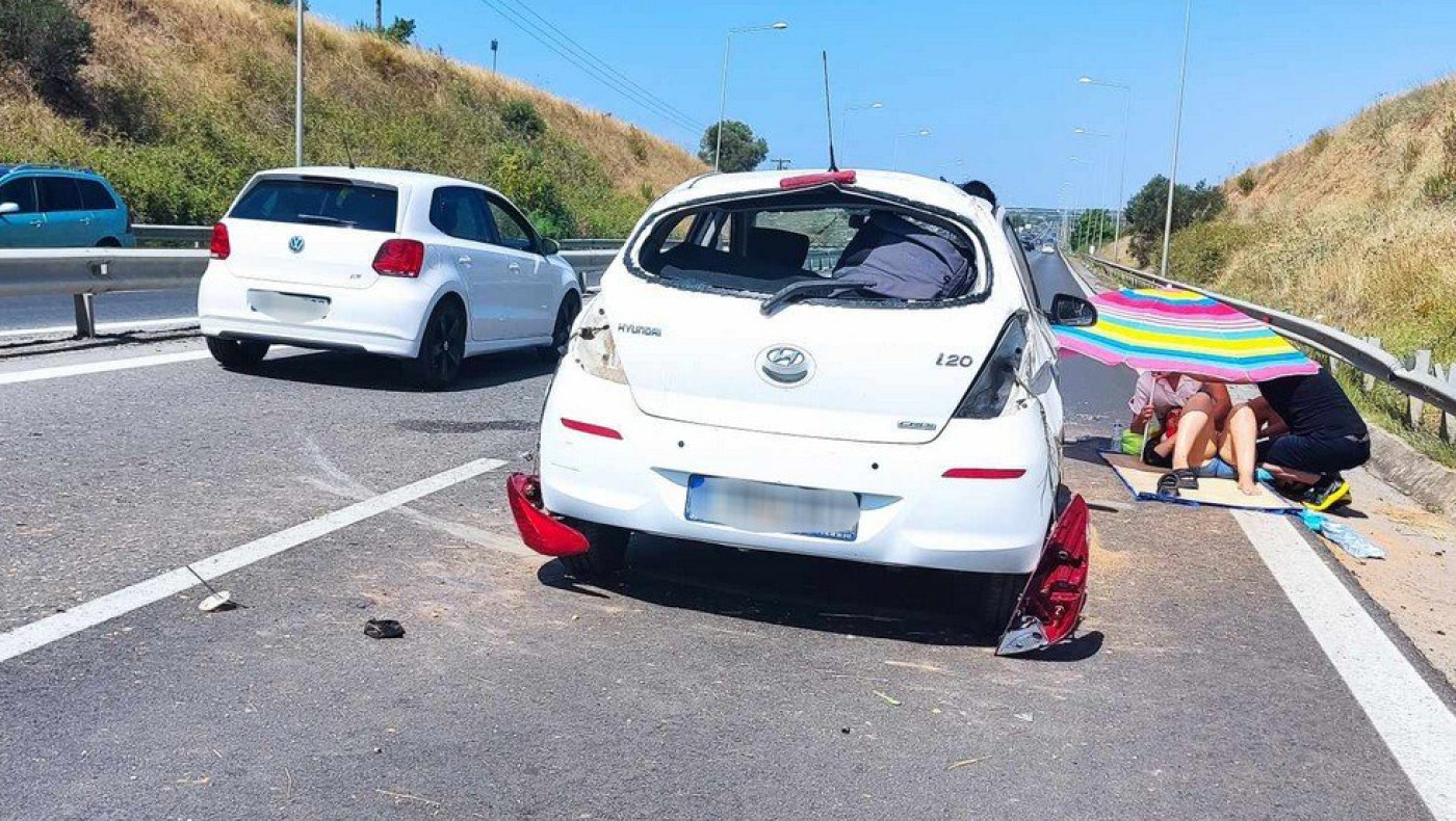 Θεσσαλονίκη: Τροχαίο στη Μουδανίων με τρεις επιβάτες!