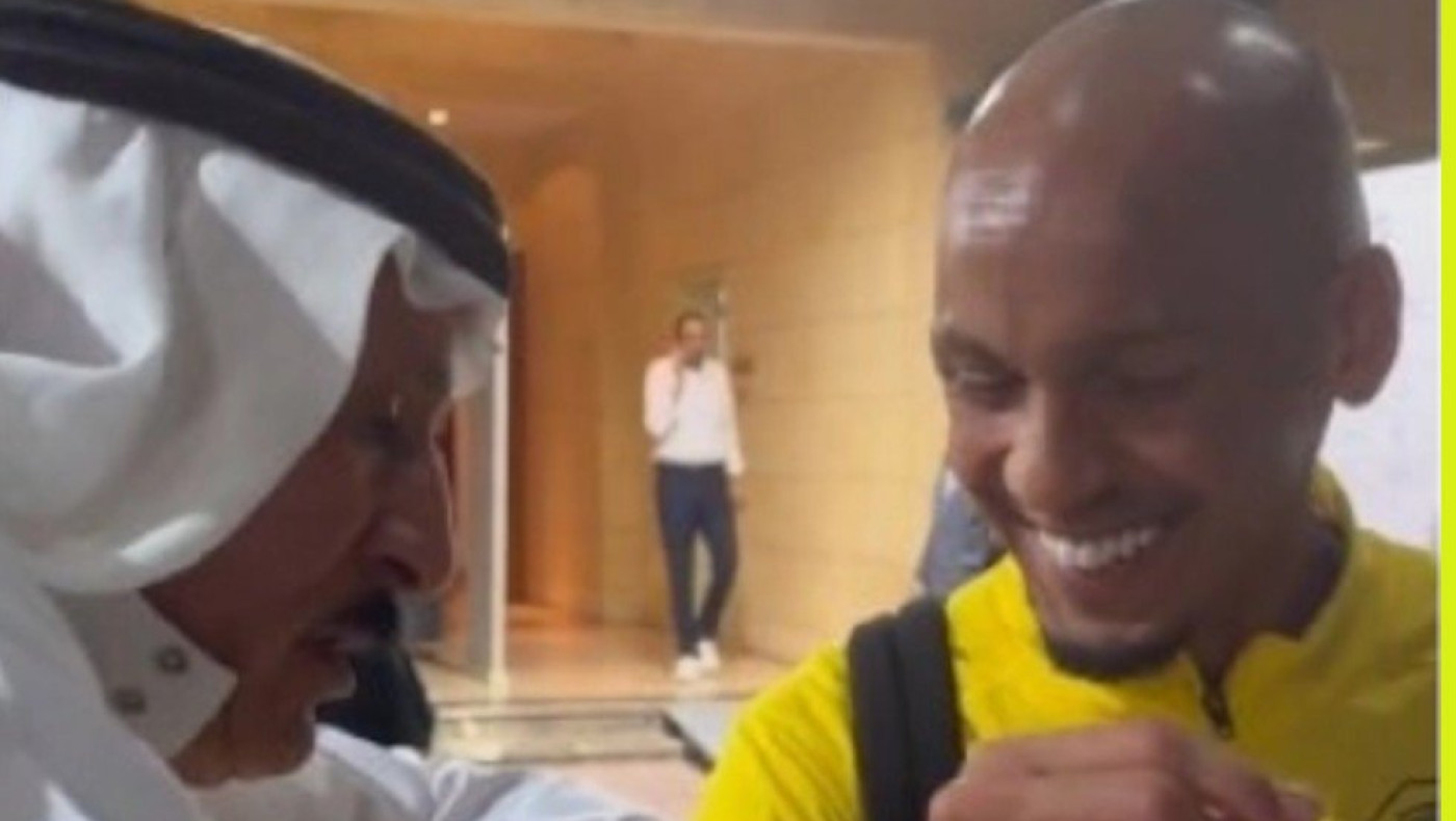 Σαουδάραβας δημοσιογράφος χαρίζει στον Φαμπίνιο πανάκριβο ρολόι