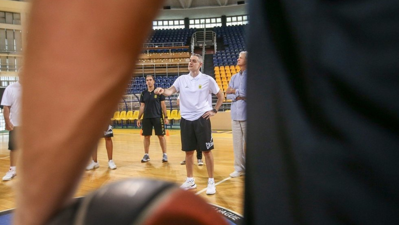 Μπαίνει στο γήπεδο ο Άρης για τη νέα σεζόν