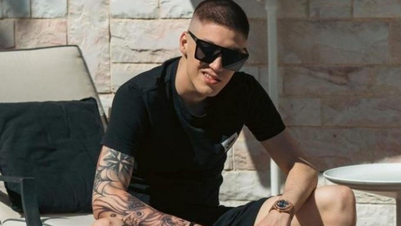 Το σπίτι-παλάτι που μένει ο Trannos διαθέτει τη μεγαλύτερη πισίνα που έχεις δει