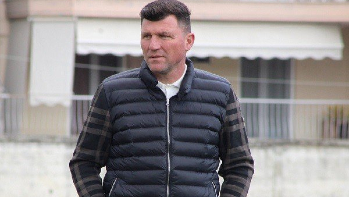 Συζήτηση Καστοριάς με Μπούρκα