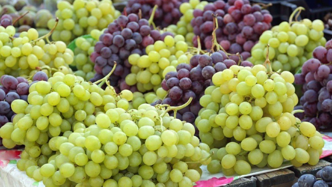 Αυτό το φρούτο προστατεύει όραση και αρθρώσεις και σας κρατά νέους