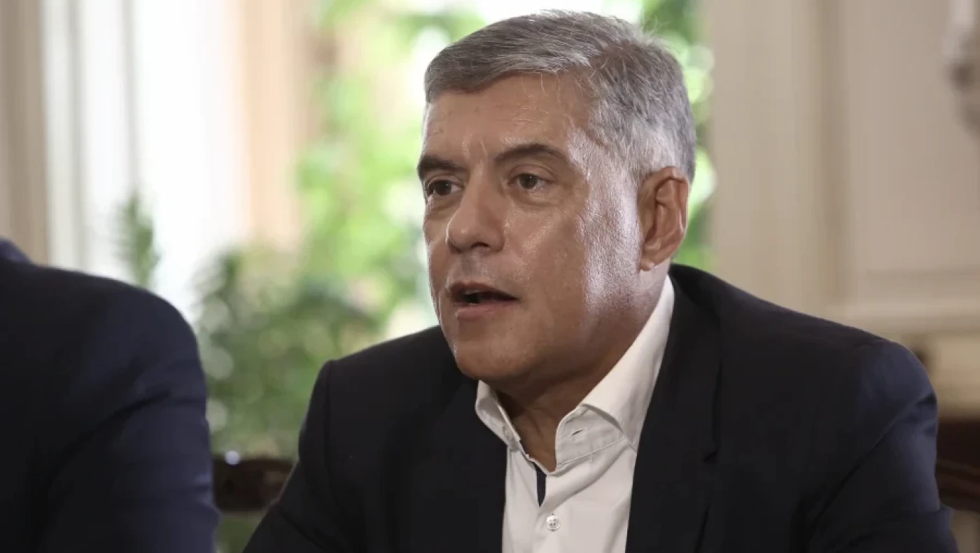 Άγριος καβγάς on air μεταξύ Αγοραστού-Καραμέρου: «Πήγες σε γιορτή χαλβά εν μέσω πλημμυρών» -«Είσαι τοξικός»