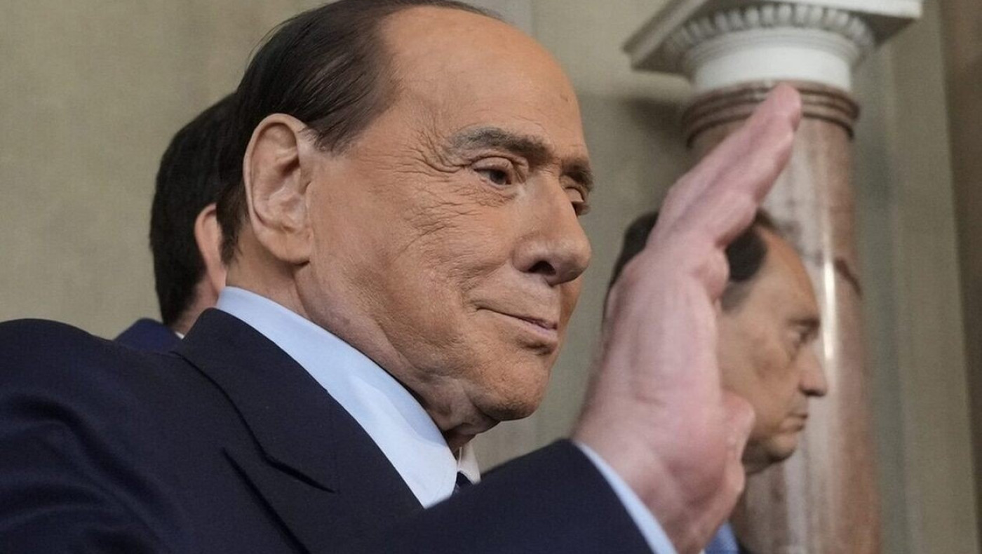 Μπερλουσκόνι: Τα πέντε παιδιά του συμφώνησαν να αποδεχθούν την κληρονομιά