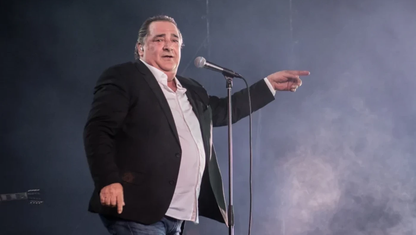 Θαυμαστής του Καρρά ήρθε από τη Γερμανία στη Θεσσαλονίκη για να τον αποχαιρετήσει