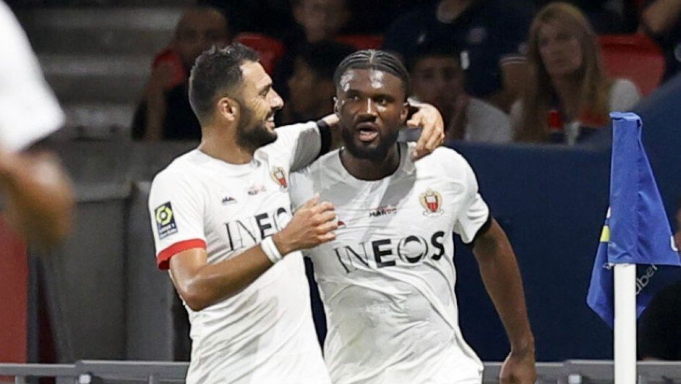 Με φοβερό τον Μόφι η Νις σόκαρε την Παρί