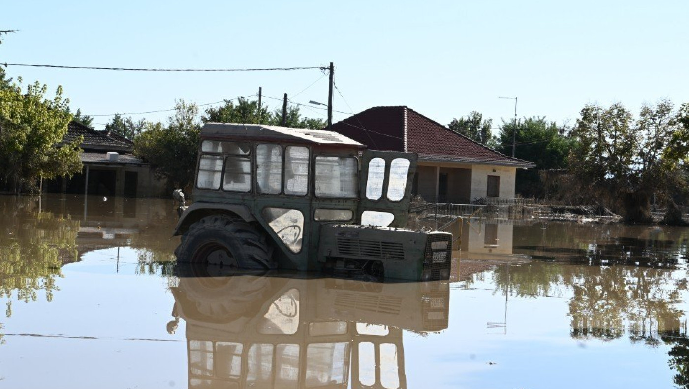 Κάτοικοι Παλαμά: «Στο Survivor είχαν νερό, εμείς μόνο λάσπη και νεκρά ζώα»