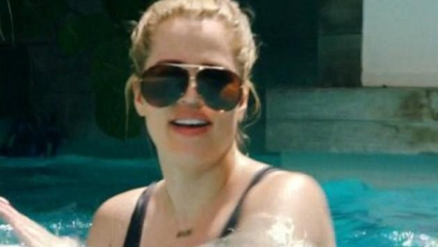 Εγκεφαλικά προκαλεί η πίσω κίνηση της Καρντάσιαν! (pics)