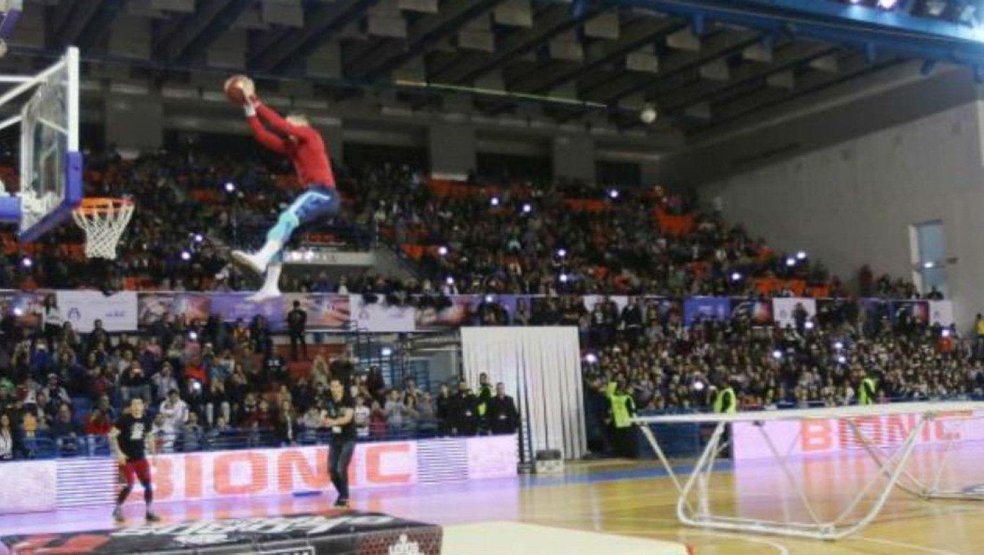 Έσπασαν το ρεκόρ Γκίνες στο κυπριακό All Star Game (vid)