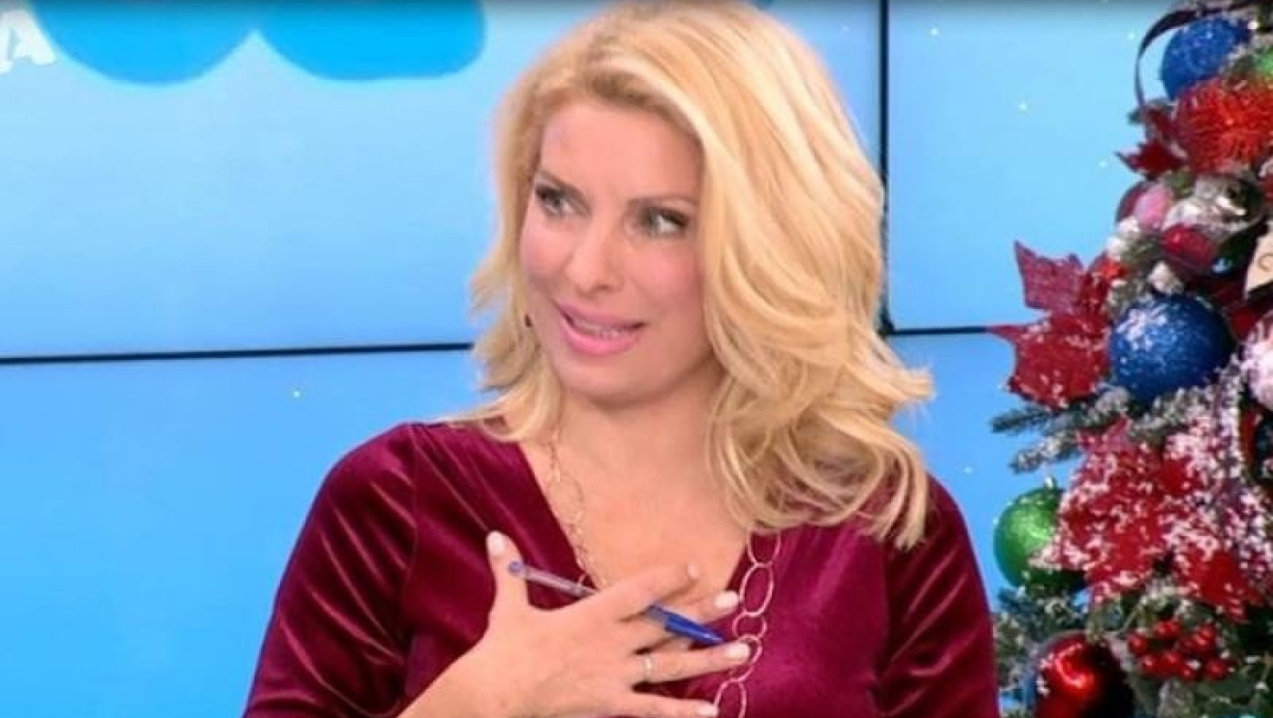 Μενεγάκη: Το παραλίγο σέξι ατύχημά της και η αποκάλυψη! (ΒΙΝΤΕΟ)