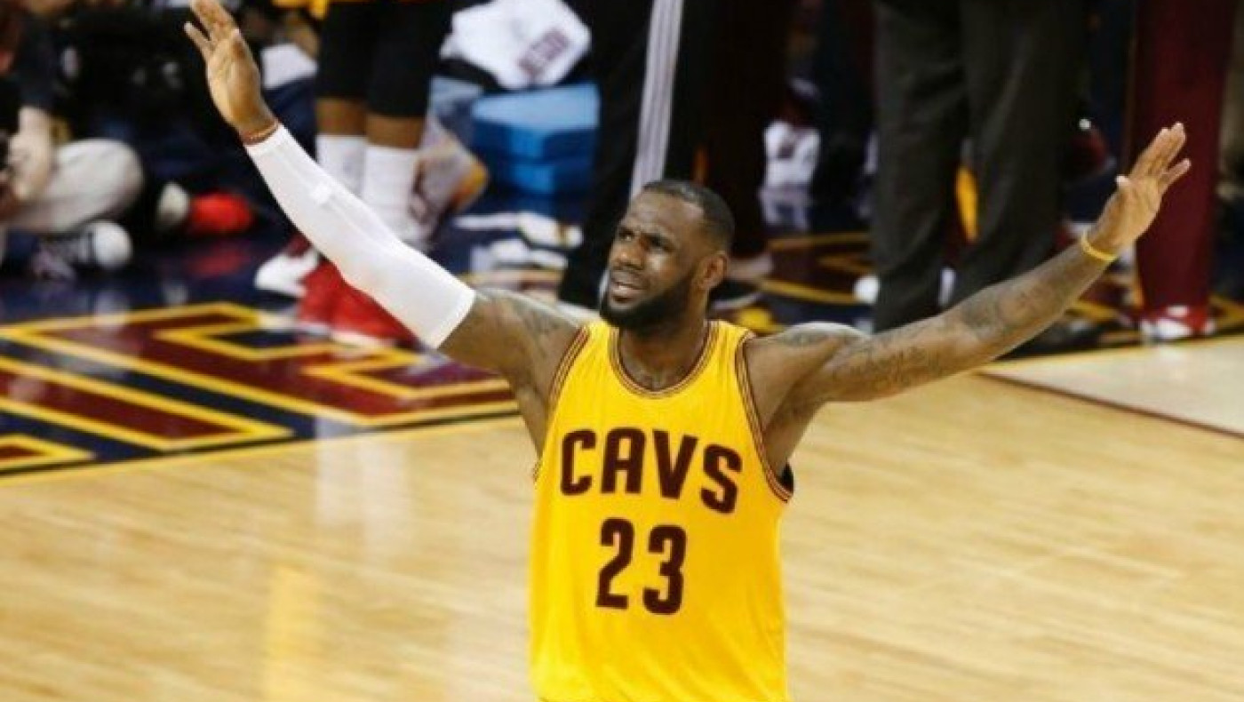 Τα 10 καλύτερα μπάζερ μπίτερ του 2015 στο ΝΒΑ! (VIDEO)