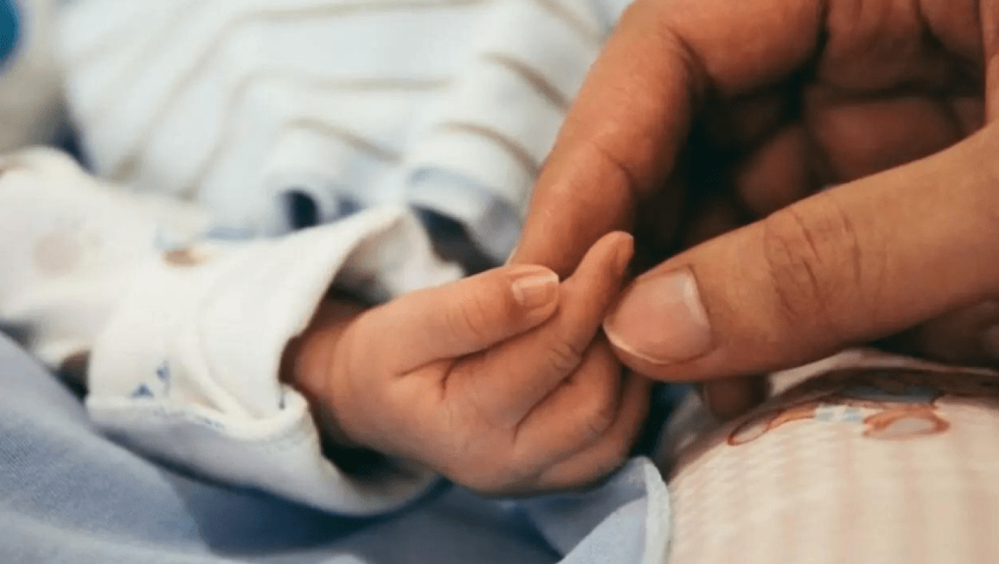 Κρήτη: Στη ΜΕΘ του ΠΑΓΝΗ μωρό 9,5 μηνών μετά από πτώση!