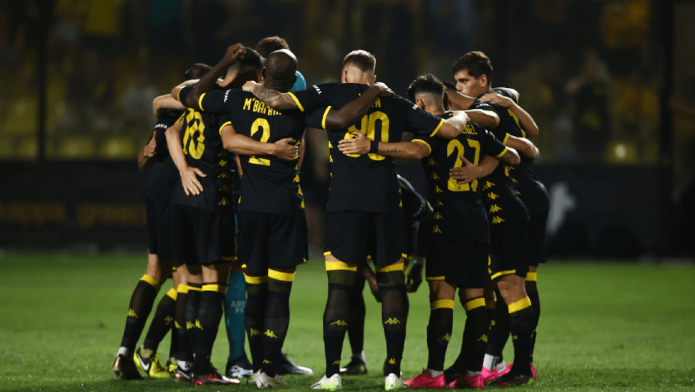 Ο Ζαμόρα για τον ρόλο του δεύτερου φορ στον Άρη