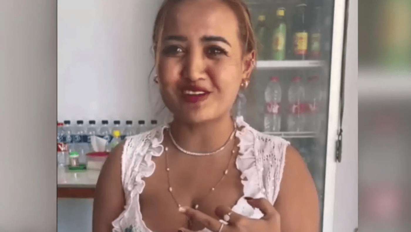 Μουσουλμάνα στο TikTok έκανε προσευχή και έφαγε χοιρινό