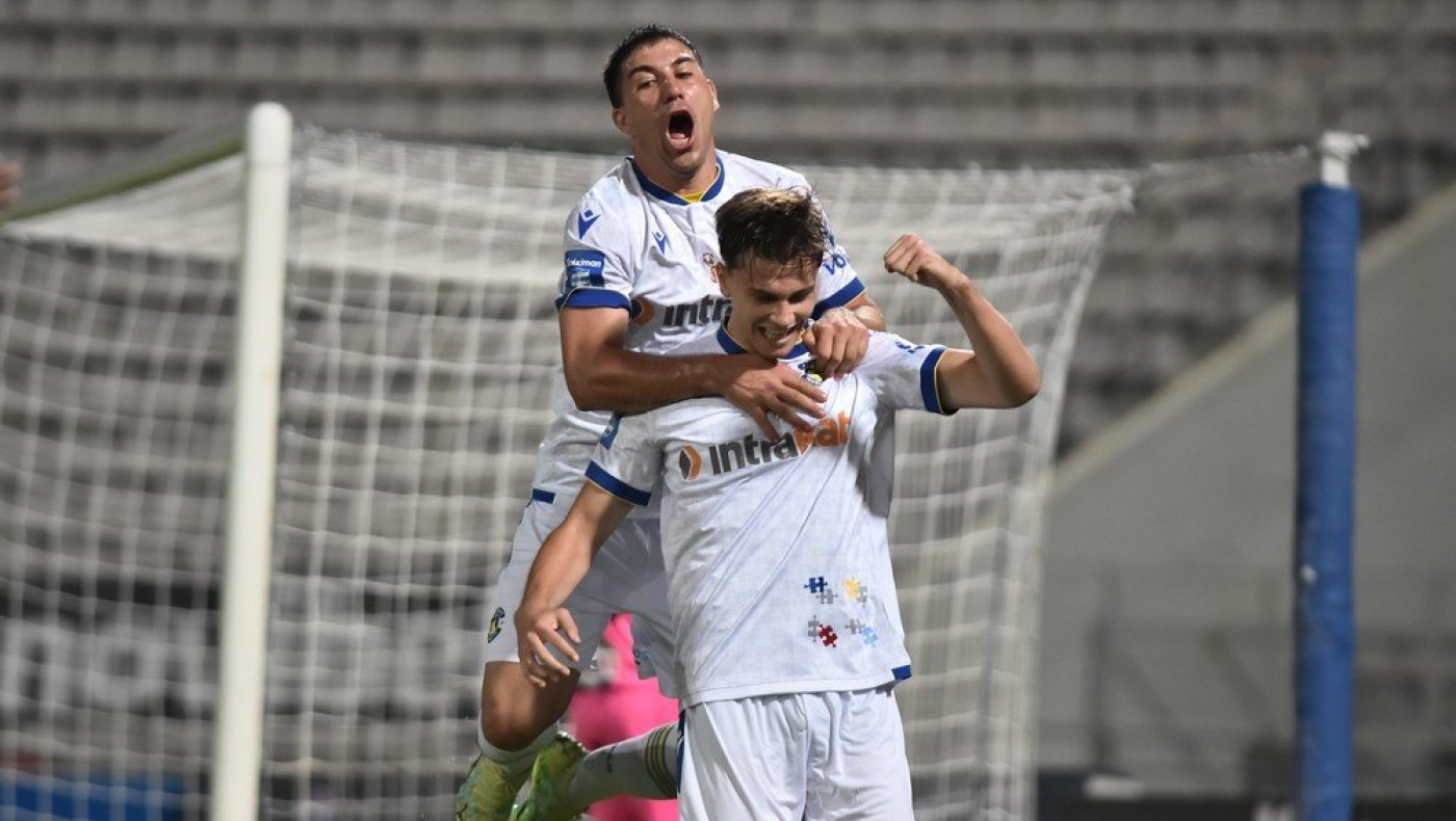 Μεγάλο διπλό του Αστέρα επί του Βόλου (vids)