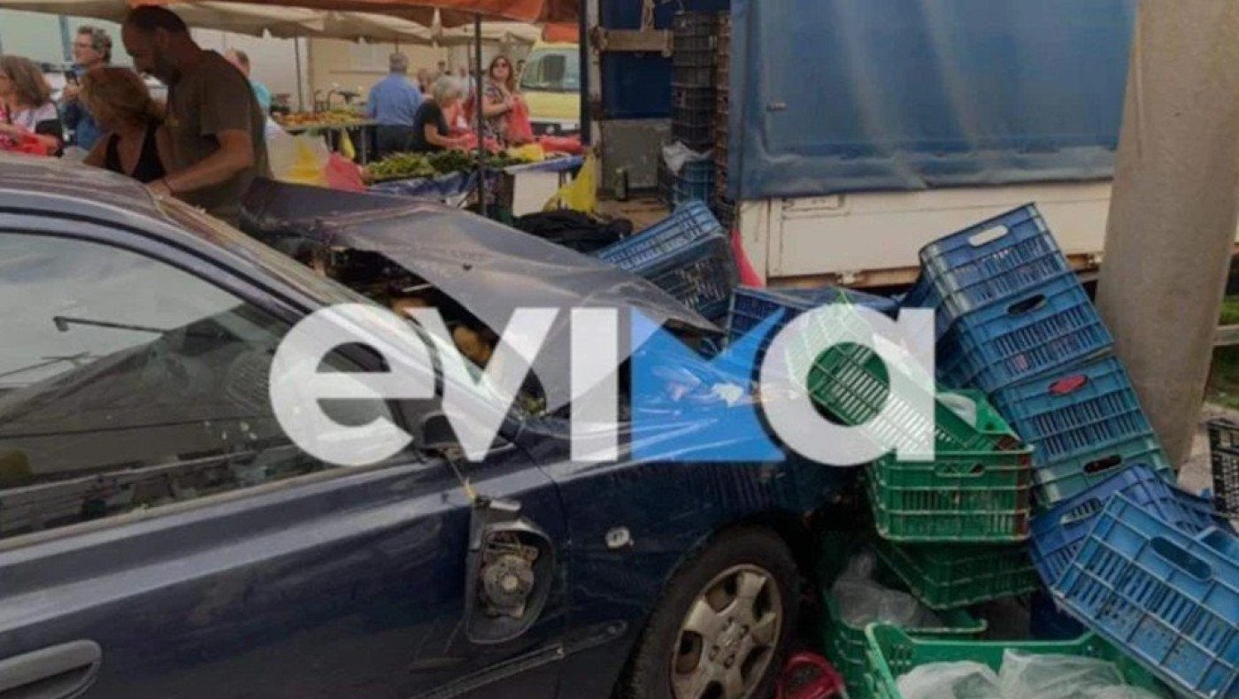 92χρονος εισέβαλε με αυτοκίνητό σε λαϊκή, τραυματίζοντας 5 άτομα