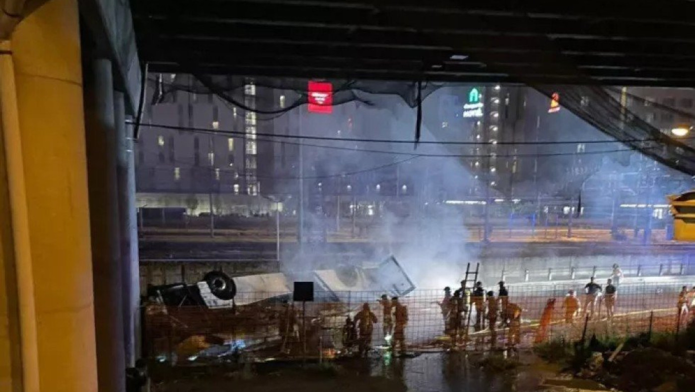 Βενετία: Η στιγμή που το λεωφορείο πέφτει από τη γέφυρα Μέστρε