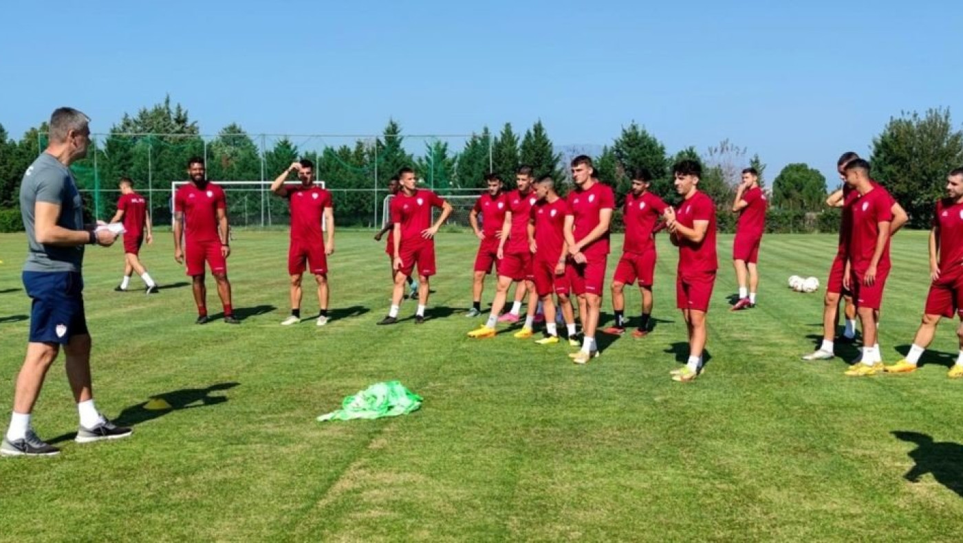 Παρουσιάζει Δερμιτζάκη εν μέσω αντιδράσεων η Λάρισα