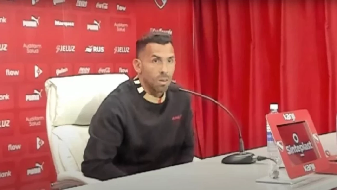 Κάρλος Τέβες: «Τρεις παίκτες στην Ιντεπεντιέντε δεν ξέρουν να προσθέτουν ή να αφαιρούν, αποτέλεσμα της φτώχειας»