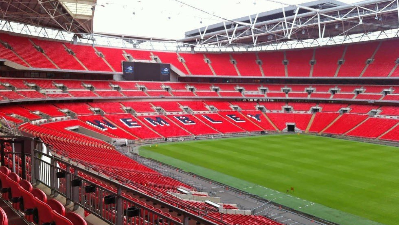 Η ιστορία του Γουέμπλεϊ, η Εθνική Αγγλίας, ποπ αστέρες και η πολιτική χροιά του