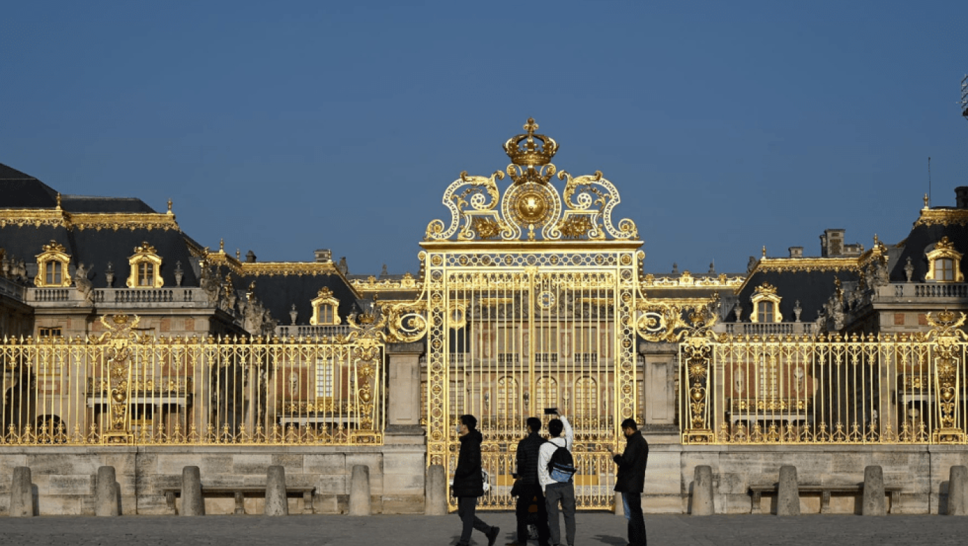 Εκκενώνονται οι Βερσαλλίες μετά από απειλή για βόμβα