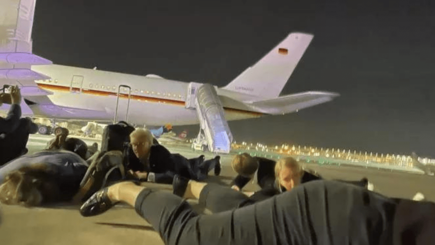 Η Χαμάς πήγε να ρίξει το αεροπλάνο του Σολτς, τον έσωσε το Iron Dome – Δείτε βίντεο