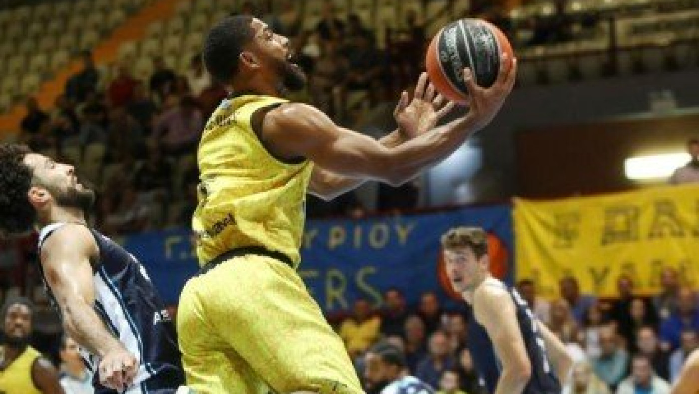 Σπουδαία νίκη και 2/2 για το Λαύριο απέναντι στον Κολοσσό