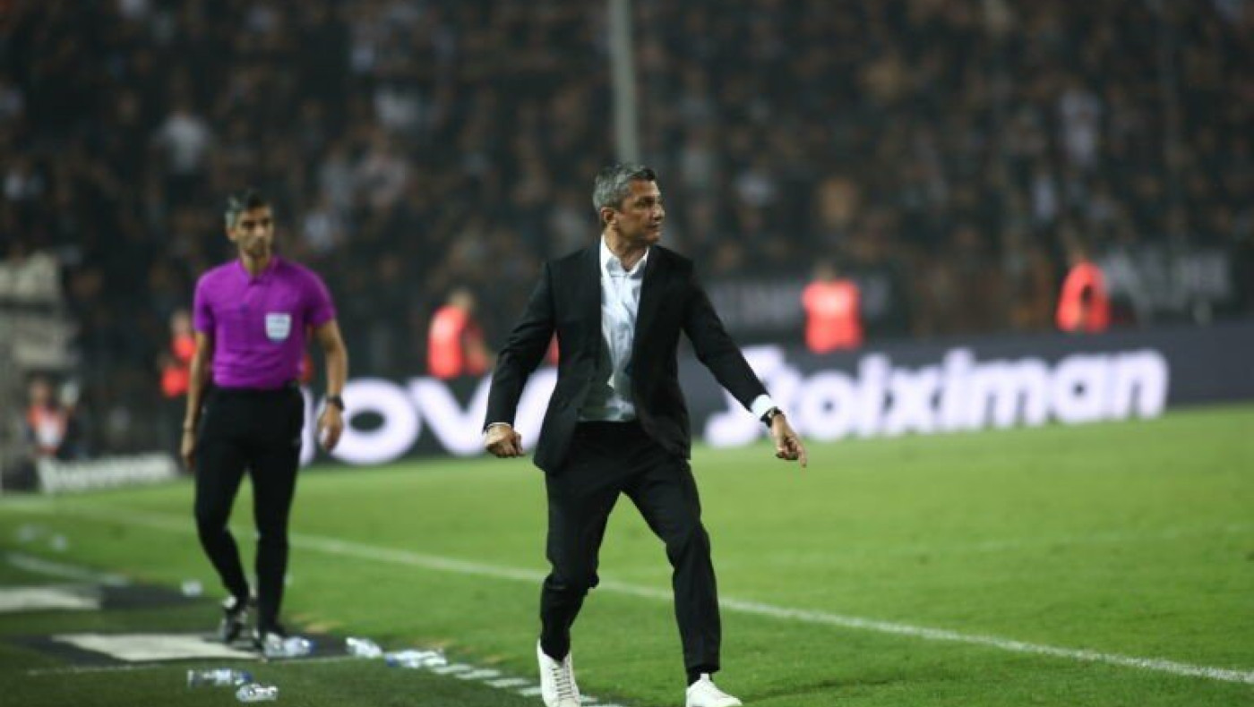 «Δεν έχει σημασία ποιος το βάζει, αλλά να το βάζει»