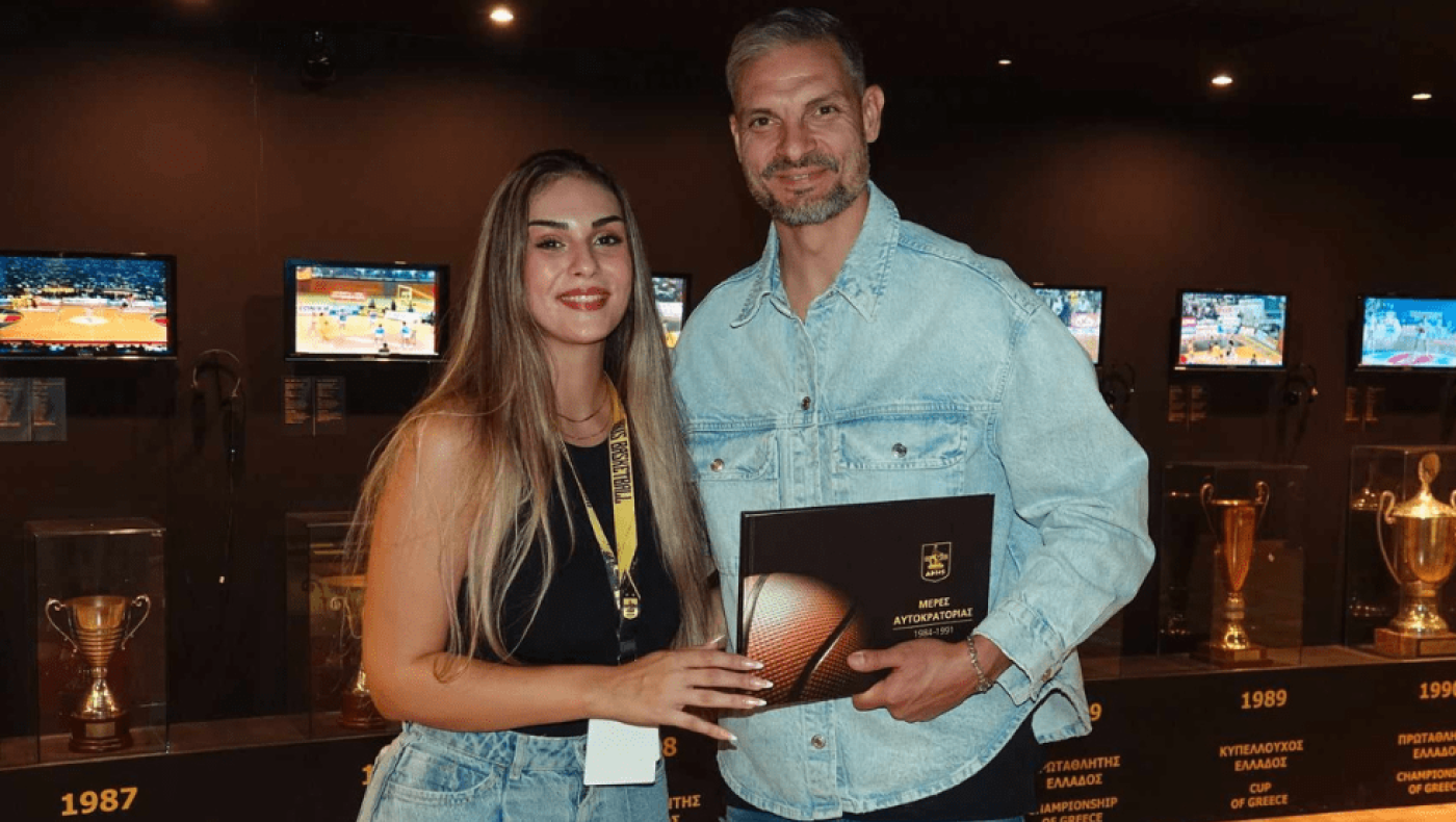 Ο Χαριστέας επισκέφτηκε το Μουσείο Μπάσκετ του Άρη (pics)