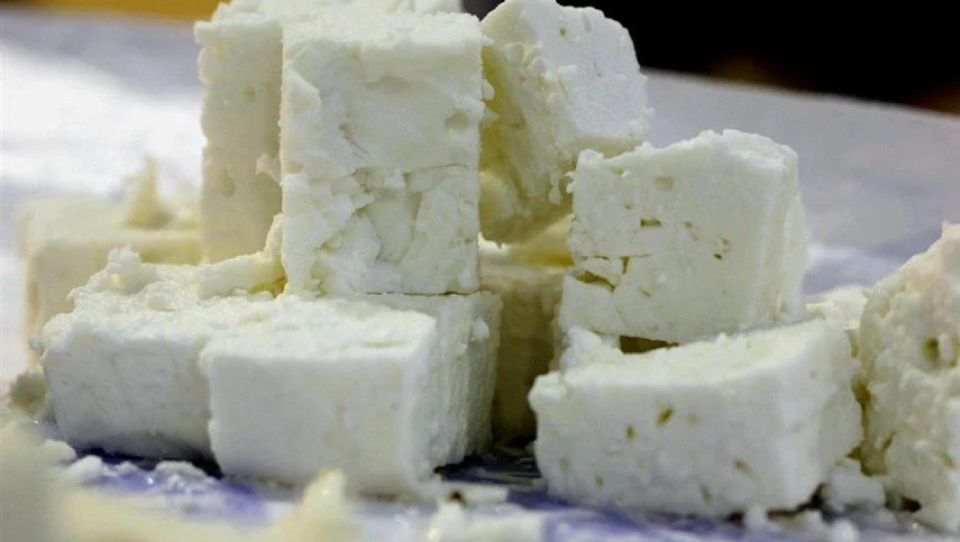 Deutsche Welle: Ελληνικό ελαιόλαδο και φέτα από… χρυσάφι στη Γερμανία