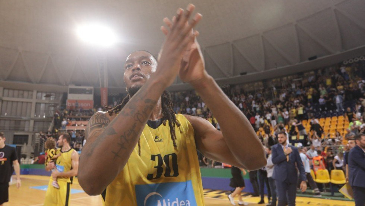 Μπάνκστον: «Σύντομα θα είμαι στο 100%, οι οπαδοί με βοήθησαν να παίξω πιο σκληρά»