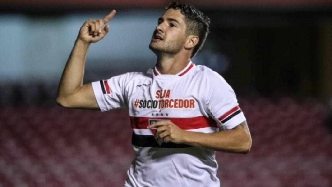 Πρόταση μαμούθ για Πάτο