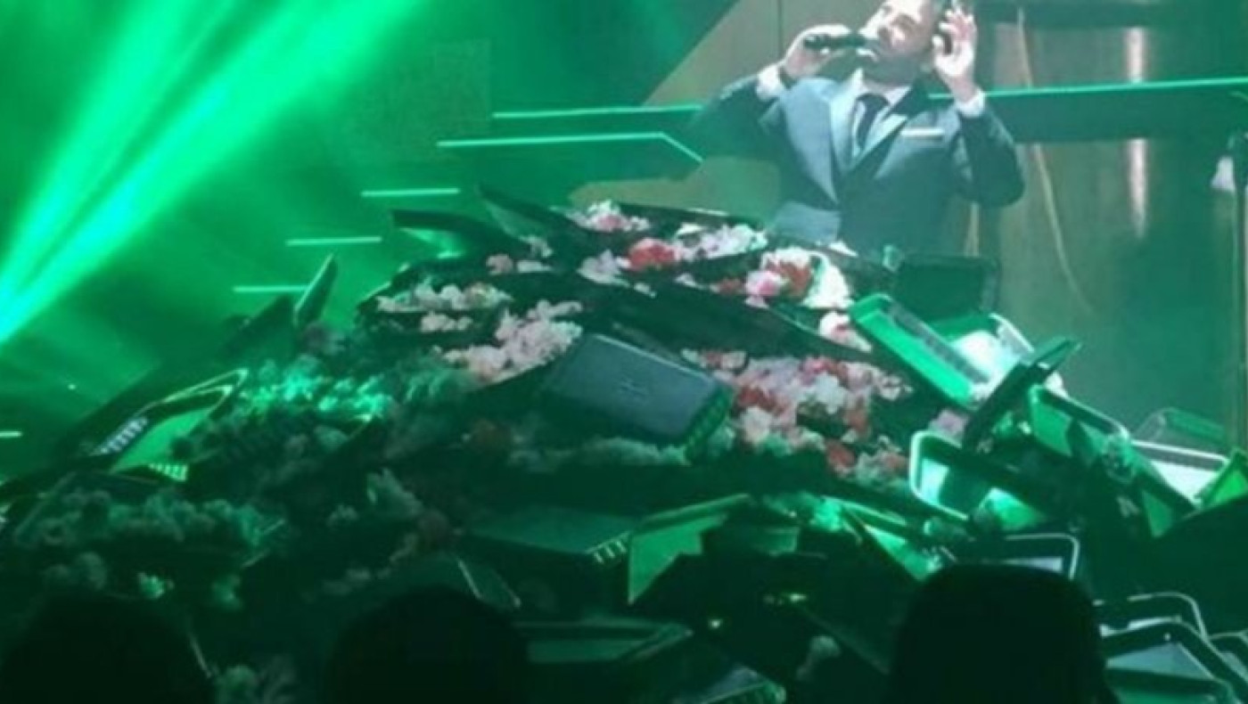 Η εξήγηση του νυχτερινού κέντρου για το «βουνό» στον Παντελίδη (pics)