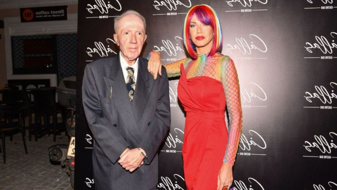 Κωνσταντίνος Πλεύρης: Το παθιασμένο φιλί στην Τζόρτζια Σιακαβάρα