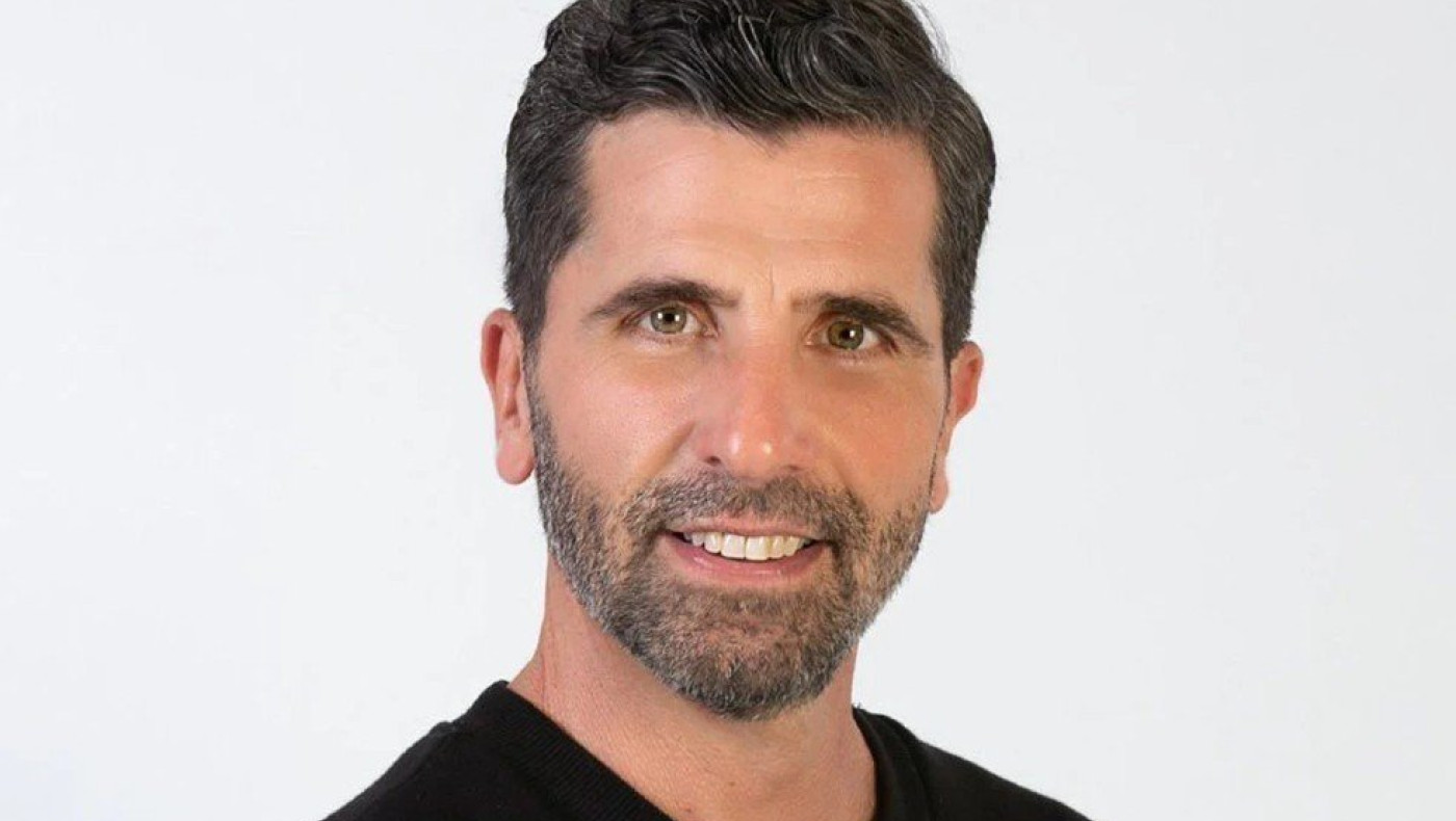 «Ολυμπιακός είμαι και χαίρομαι που ο γιος μου είναι ΠΑΟΚ - Στεναχωρήθηκα με οφσάιντ Κατσουράνη και κροτίδα»