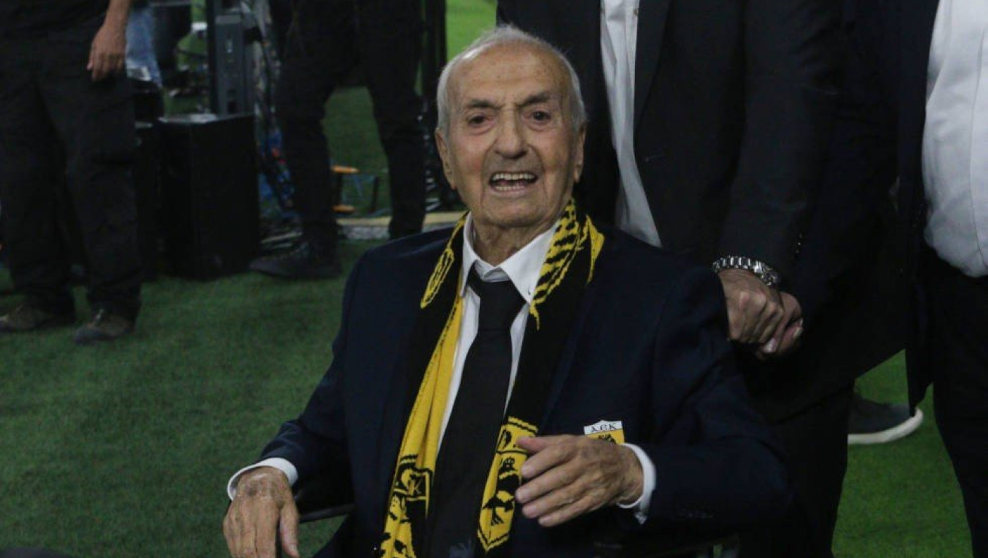 Ο αποχαιρετισμός του ΠΑΟΚ στον Κώστα Νεστορίδη