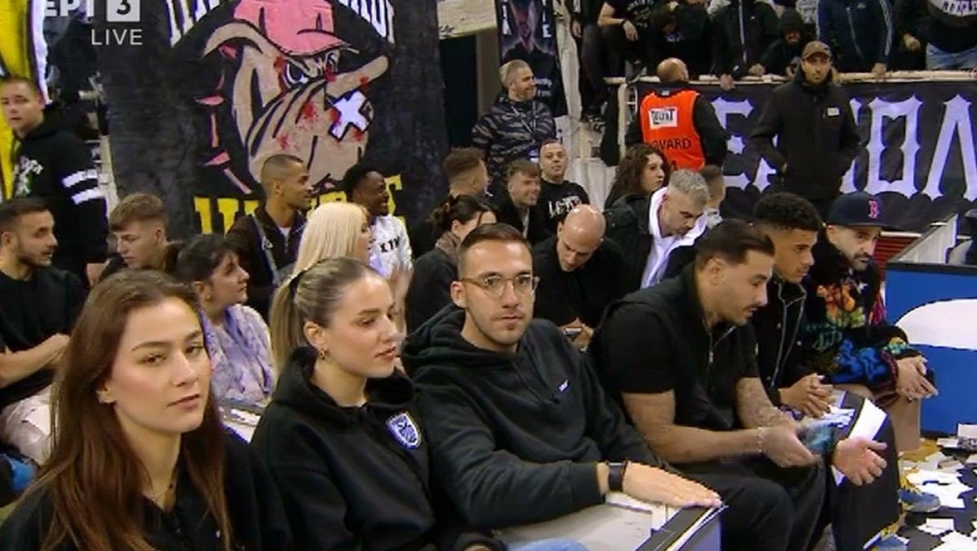 Και οι παίκτες του ποδοσφαιρικού ΠΑΟΚ βλέπουν ντέρμπι!