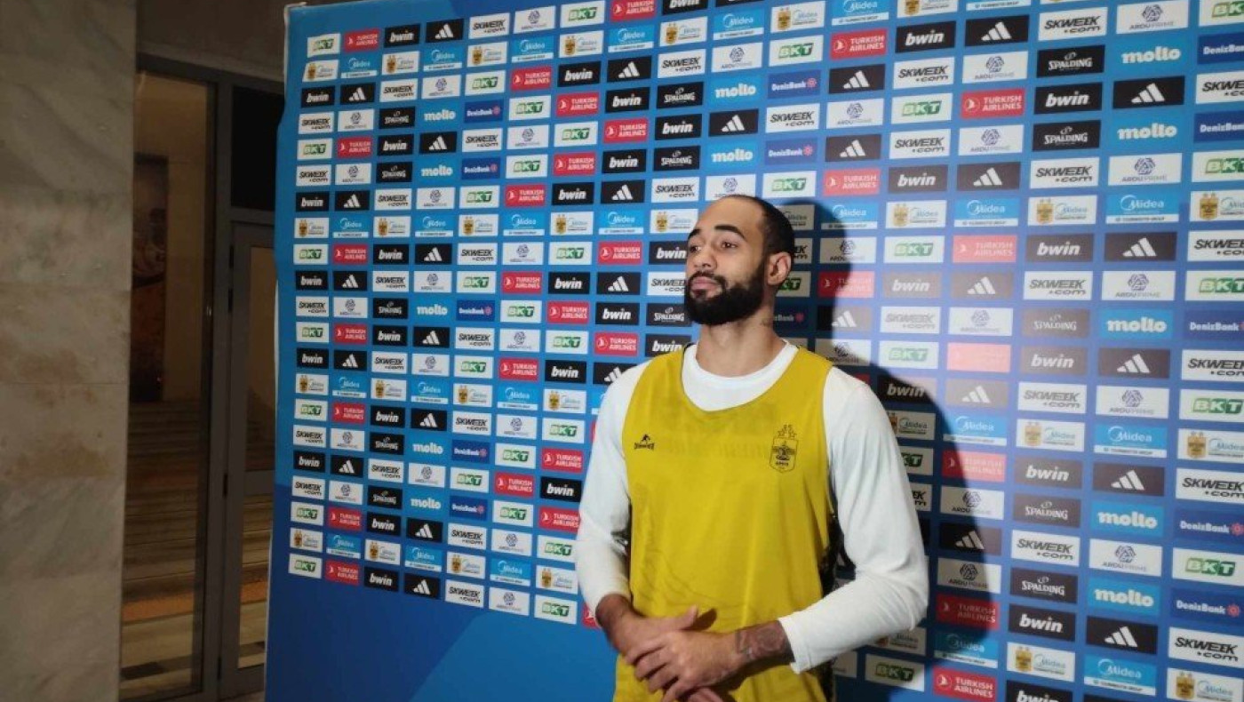 Χάρελ: «Να παίζουμε σαν Άρης»