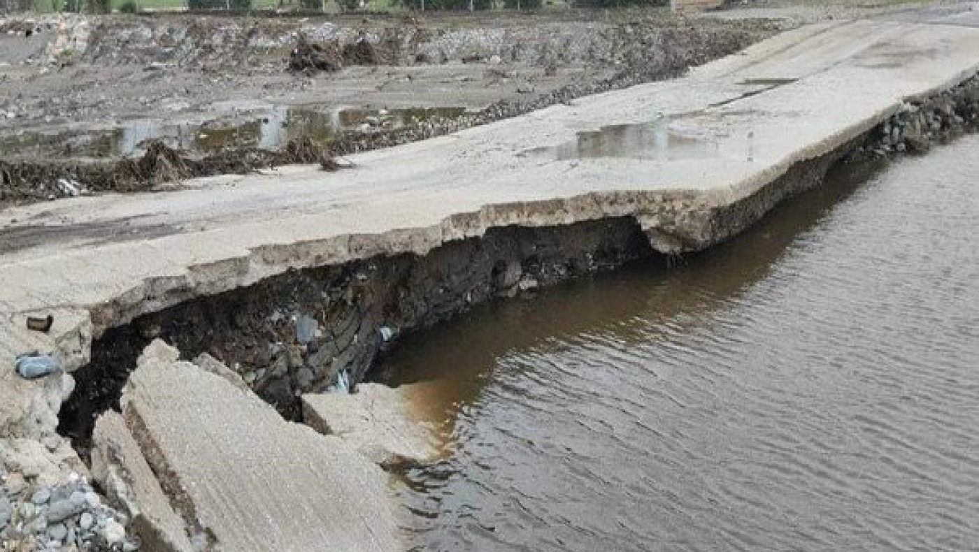 Αλεξανδρούπολη: Πλημμύρισαν υπόγεια, μεγάλες ζημιές σε δρόμους