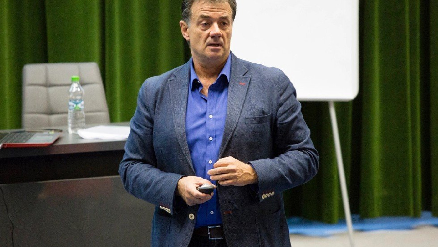 Βασσάρας: «O Kλάτενμπεργκ με έκοψε από παρατηρητή στην Ελλάδα»