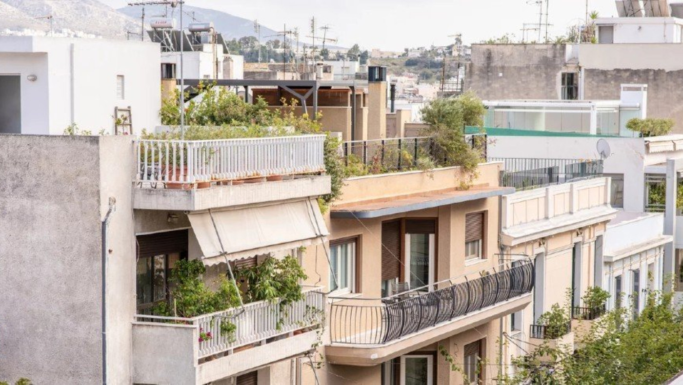 Πώς φτάσαμε στο στεγαστικό πρόβλημα: Ξένες επενδύσεις, airbnb και... κενές κατοικίες