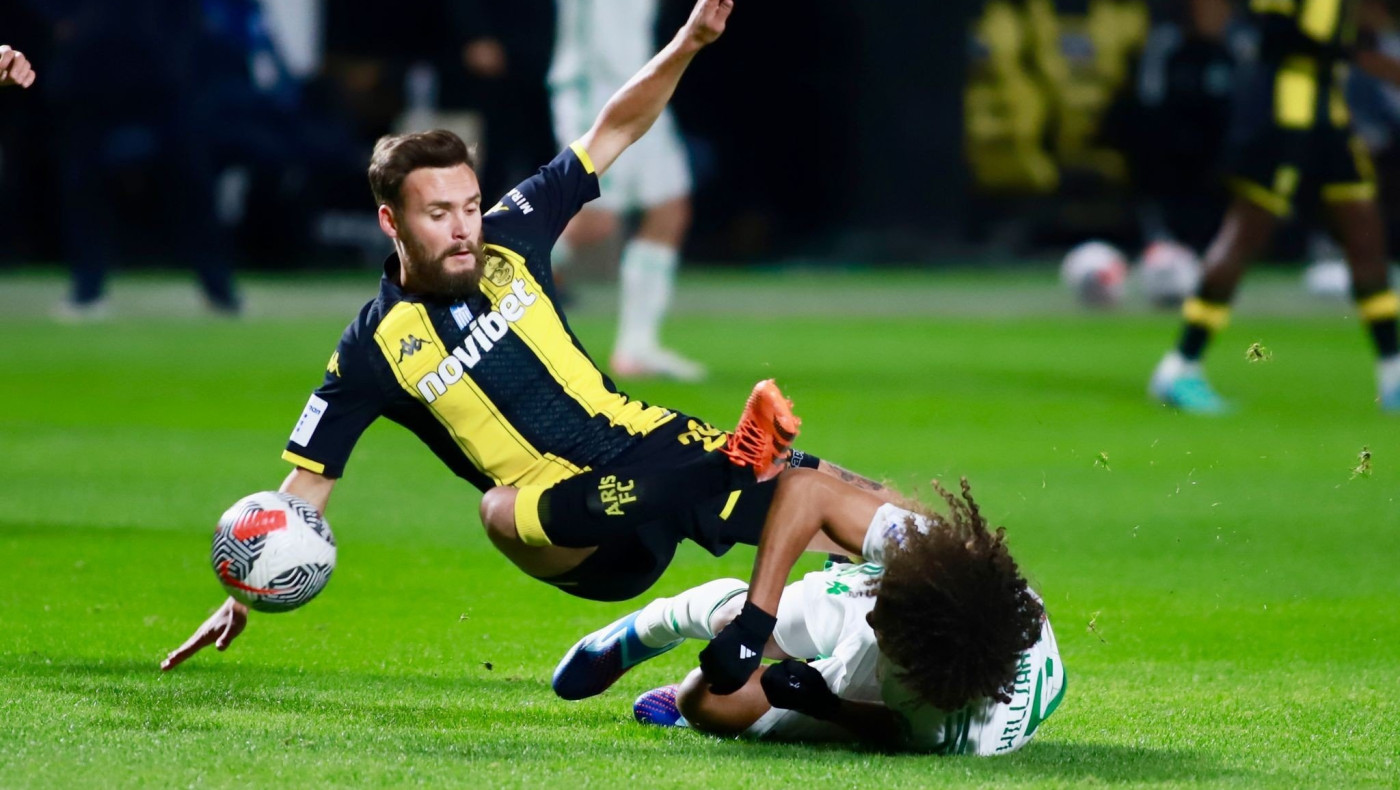 Δυνατό τεστ για τον άξονα - Η απουσία του Βερστράτε και η ευκαιρία που “γεννιέται” για κάποιους παίκτες