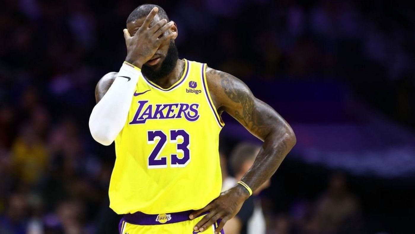 Ταπείνωση για τους Λέικερς! Έχασαν με 44 πόντους από τους Σίξερς