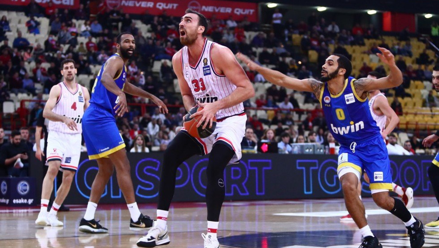 Ο Ολυμπιακός έπαιξε όσο χρειάστηκε με το Περιστέρι