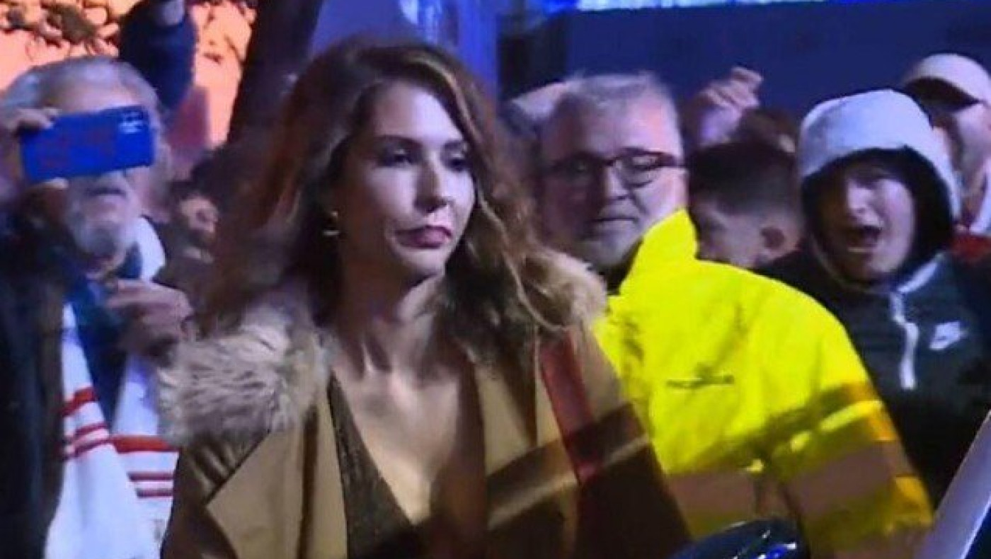 Γιούχα στη γενική διευθύντρια της Σεβίλλης: «Φύγε, μας οδηγείς στην καταστροφή»