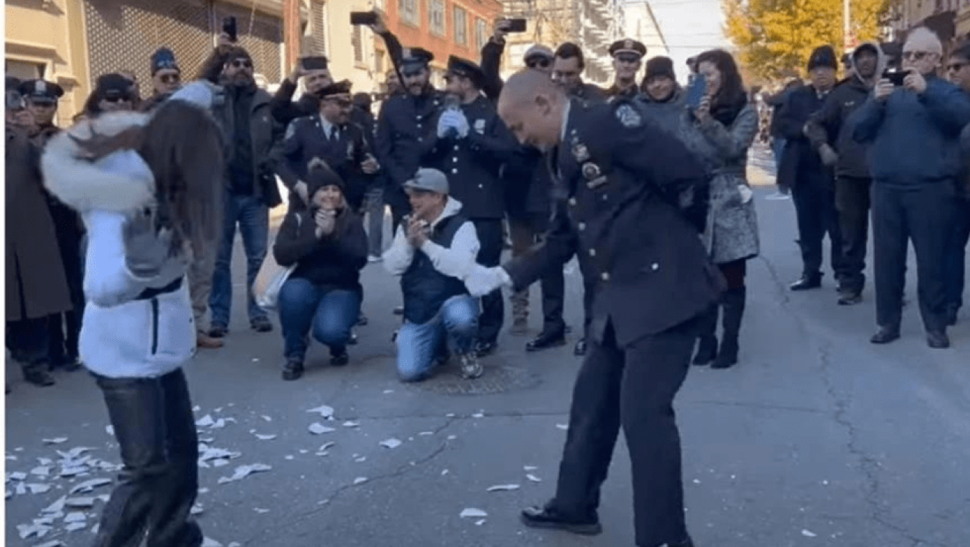 Viral: Ομογενής αστυνομικός γιόρτασε την σύνταξη με… ζεϊμπέκικο